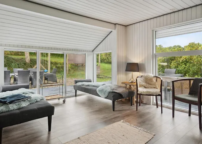 Cozy In With Sauna 펜션 Asperup